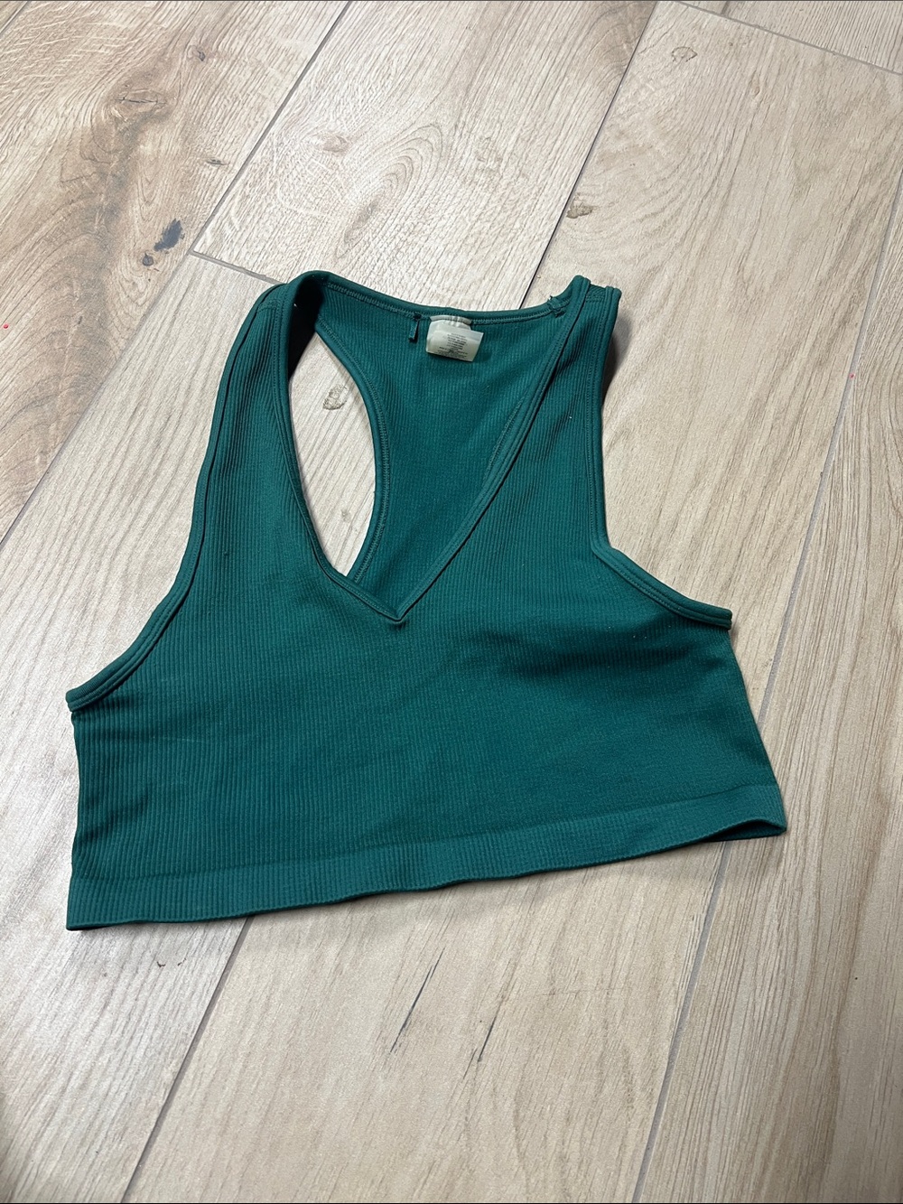 Aritzia Ribbed V‑Neck Racerback Crop Tank - Deep Green